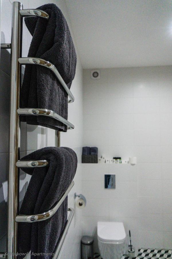 Apart-Hotel Kostjukowski Apartments Nizhynska 17 Лвив Екстериор снимка