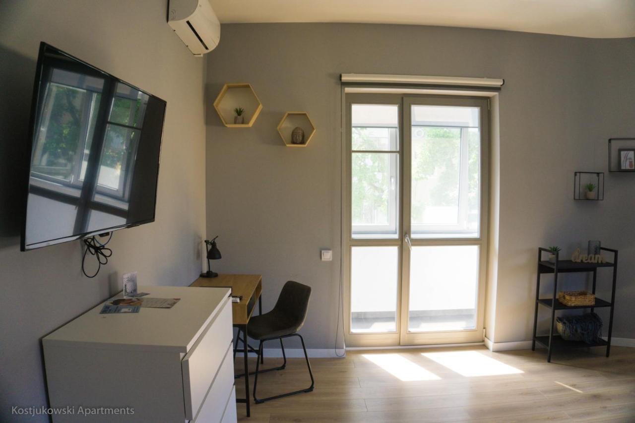 Apart-Hotel Kostjukowski Apartments Nizhynska 17 Лвив Екстериор снимка