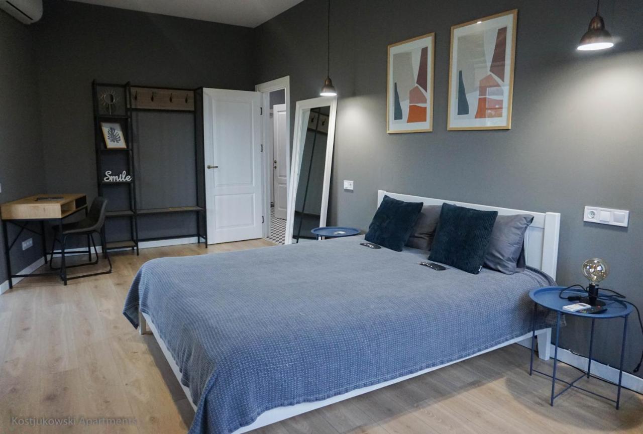 Apart-Hotel Kostjukowski Apartments Nizhynska 17 Лвив Екстериор снимка