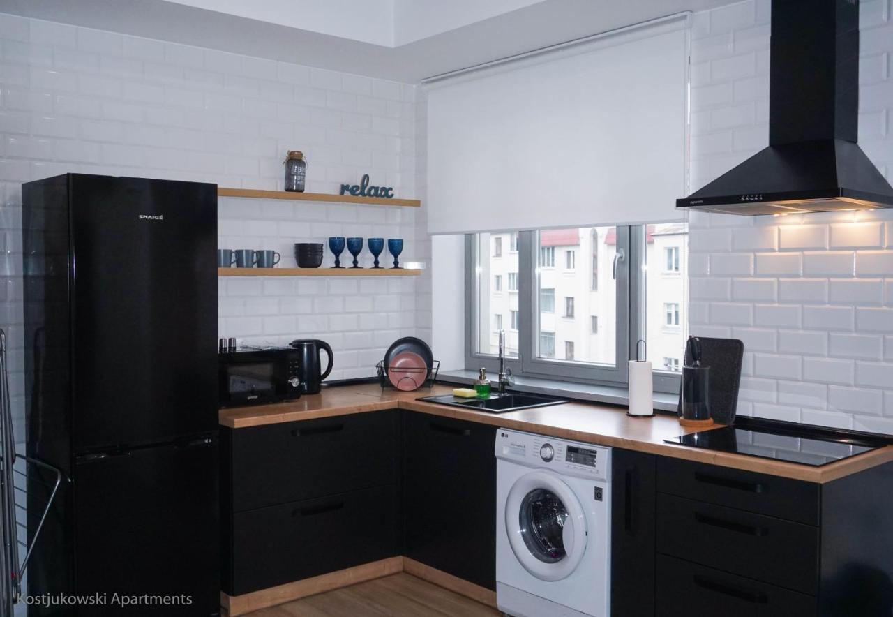Apart-Hotel Kostjukowski Apartments Nizhynska 17 Лвив Екстериор снимка